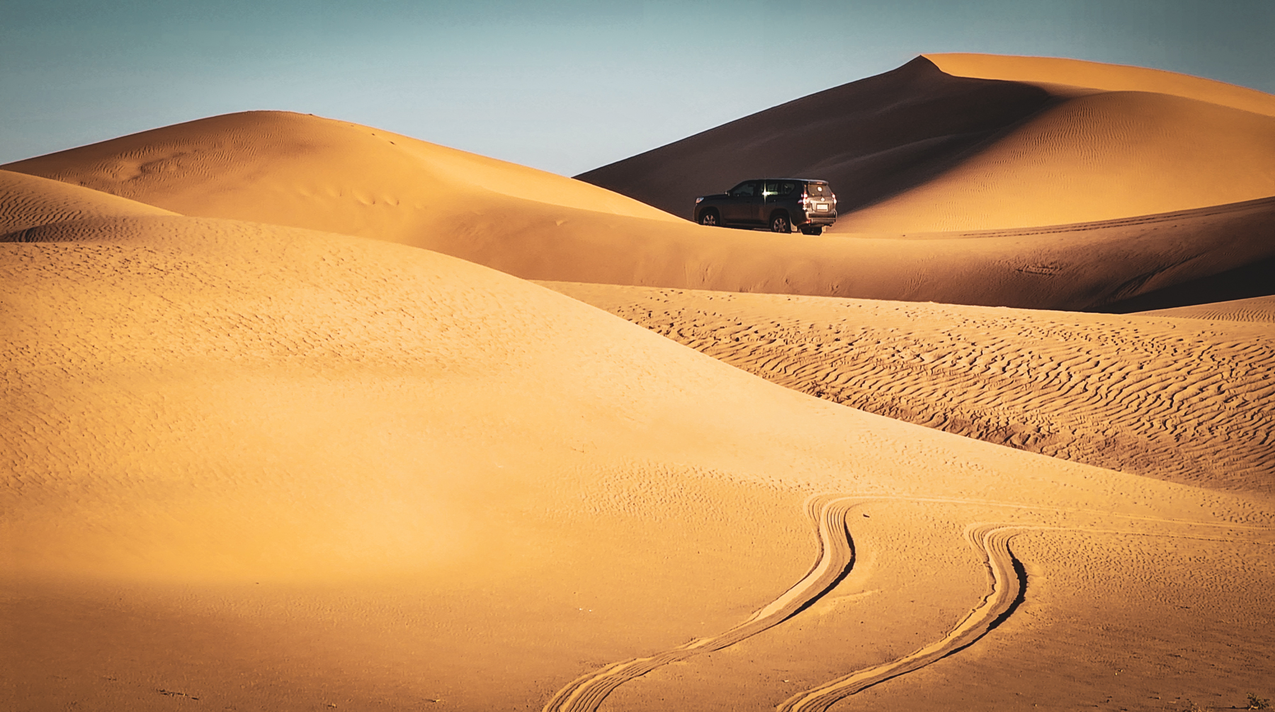 4x4 in the dunes of the Sahara Desert